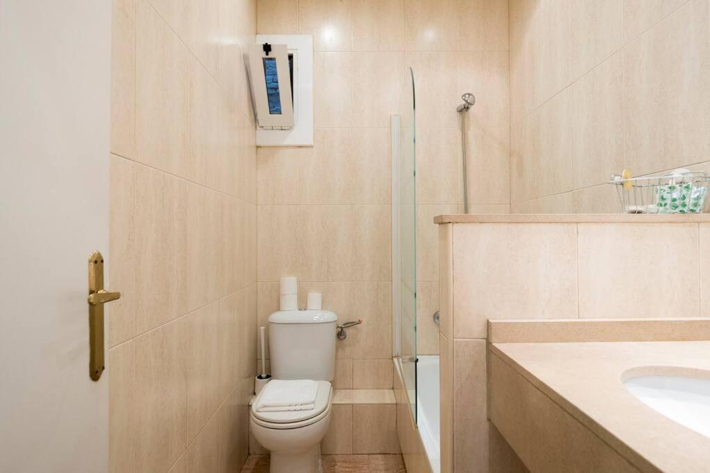 Bebarceloner Poble Nou Apartaments - 2 Bedroom Ngoại thất bức ảnh