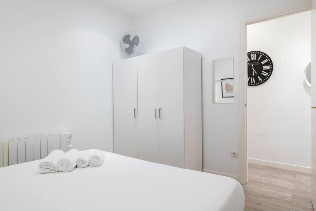 Bebarceloner Poble Nou Apartaments - 2 Bedroom Ngoại thất bức ảnh
